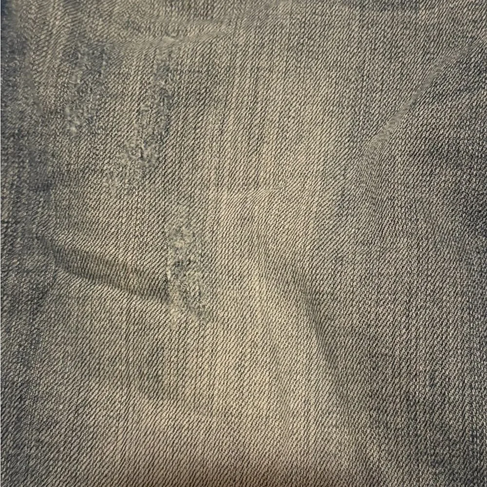 Silver Jeans Tuesday Bermuda shorts denim y2k distressed